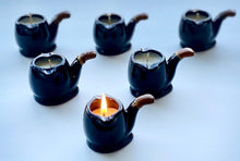 Cargar imagen en el visor de la galería, Smoking Pipe Candle