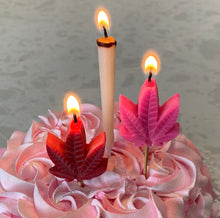 Cargar imagen en el visor de la galería, 420 Joint and Red Leaf Adult Cake Topper Candles